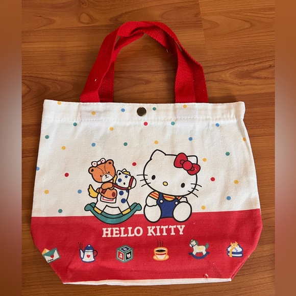 Hello kitty tote handbag - Picture 3 of 3